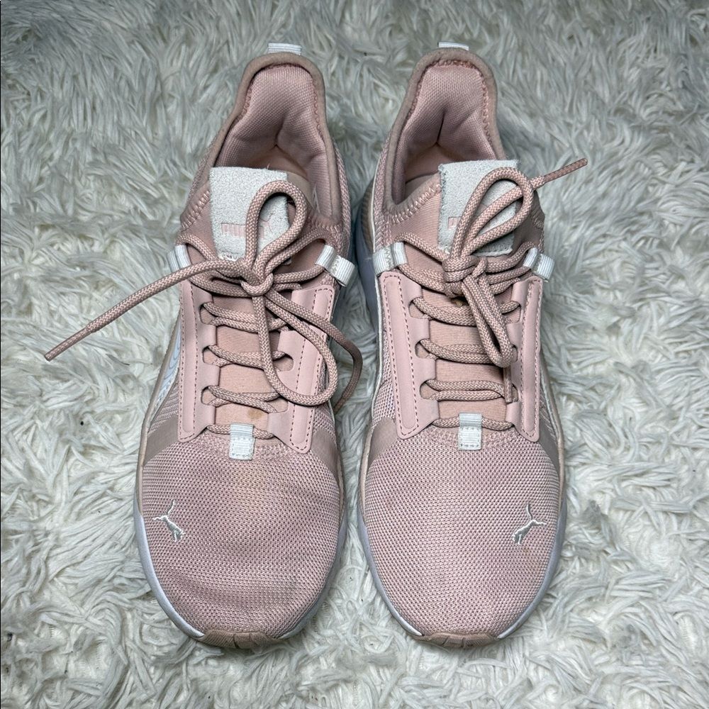 Women's puma Pink Athletic Shoes 8.5